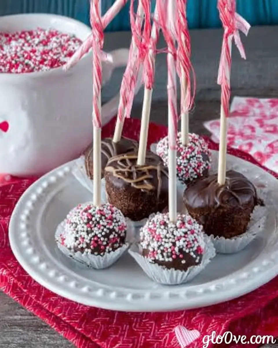 A delicious plate of Gluten Free Keto Brownie Cake Pops Recipe